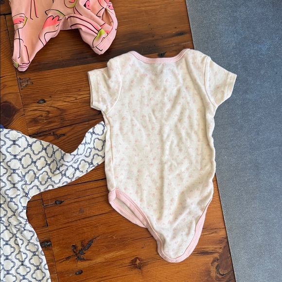 3 to 6 month baby girl bundle of sleeper pjs bathing suit dress shirts - Picture 12 of 15